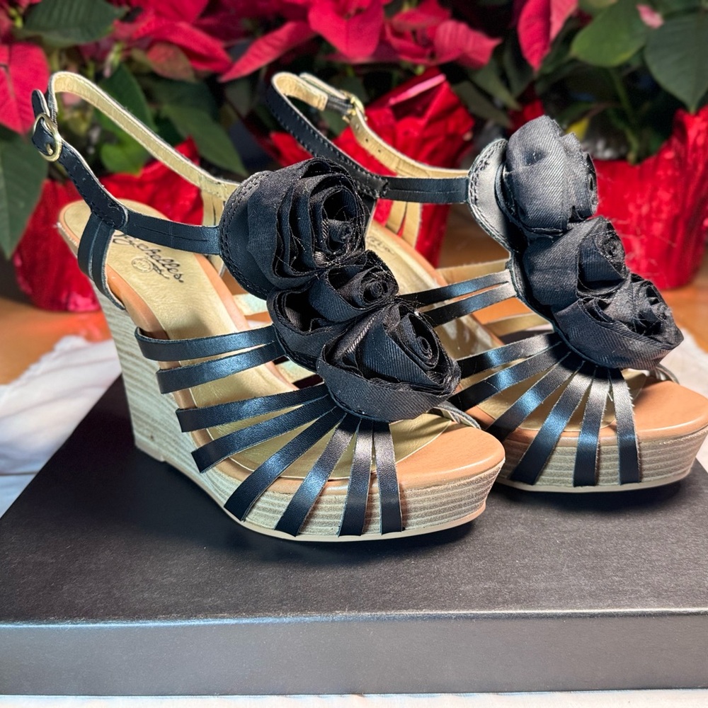 Seychelles Black Leather Women's Sandals